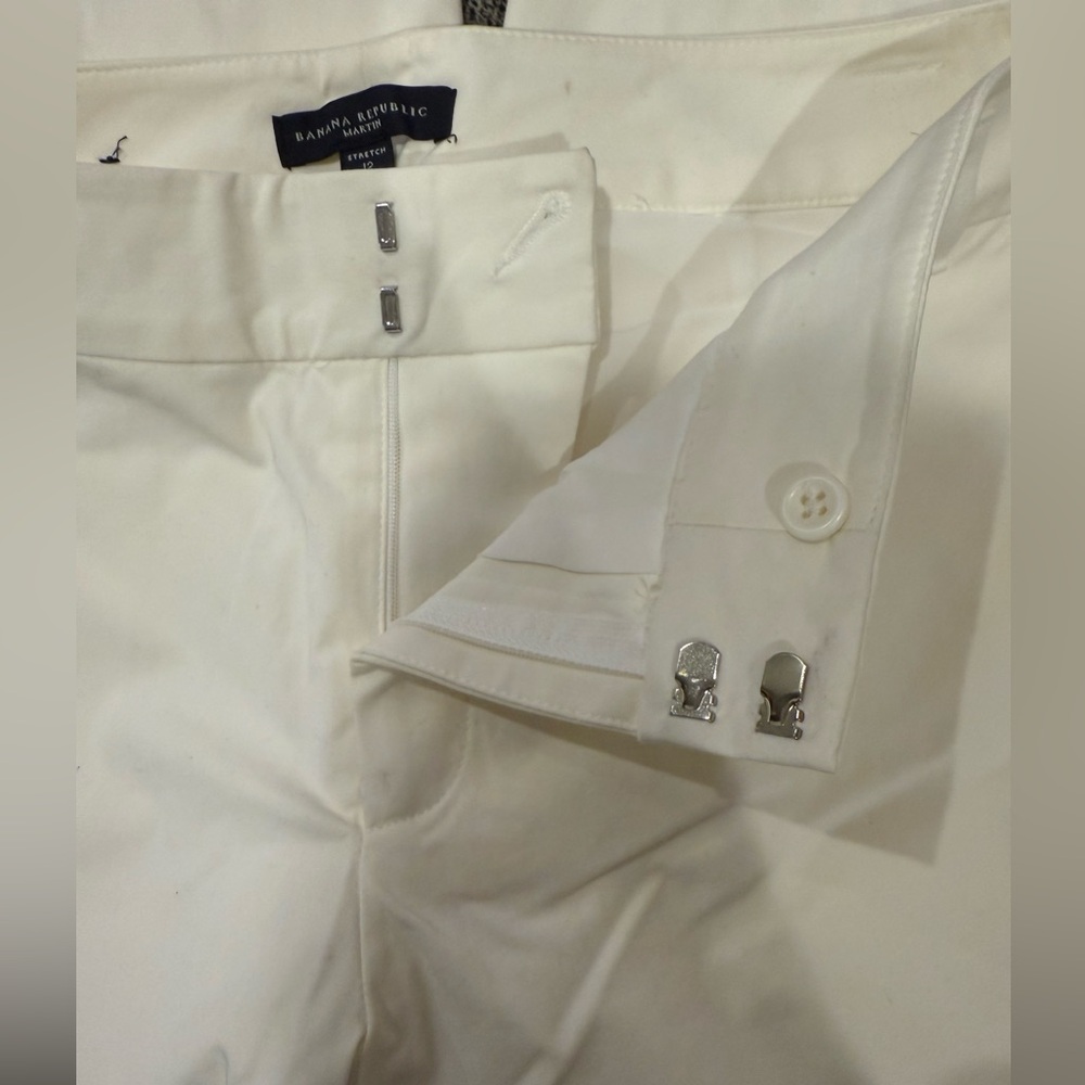 NWOT Banana Republic “Martin” capris size 12. - Picture 5 of 5